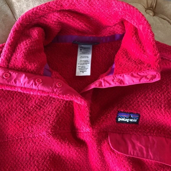 Patagonia Women's Bright Red Teddy Fleece Jacket - Picture 7 of 14